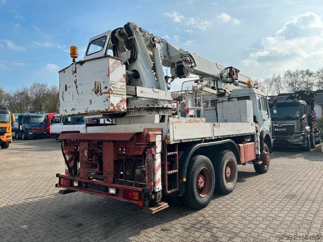 Кран, монтиран на камион MERCEDES-BENZ 2632 HMK Dachdeckerkran 6x6