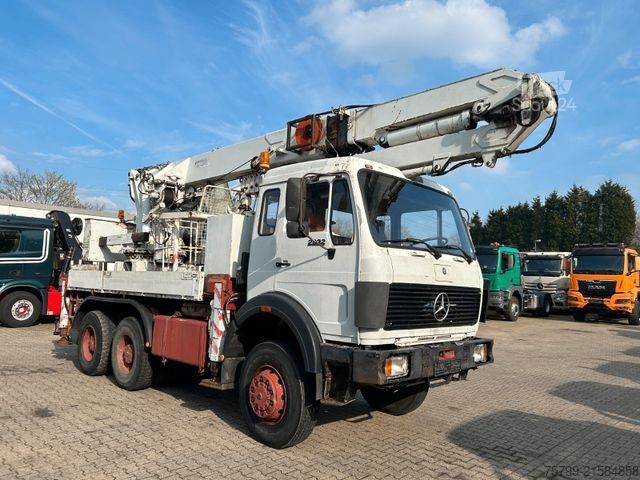 Кран, монтиран на камион MERCEDES-BENZ 2632 HMK Dachdeckerkran 6x6