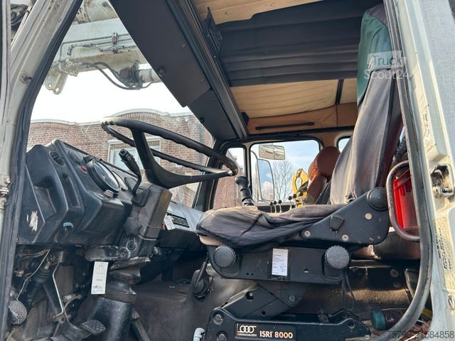 Кран, монтиран на камион MERCEDES-BENZ 2632 HMK Dachdeckerkran 6x6