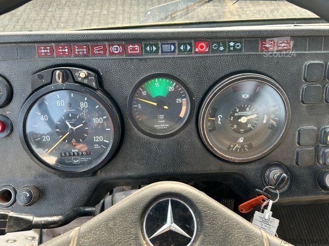 Кран, монтиран на камион MERCEDES-BENZ 2632 HMK Dachdeckerkran 6x6