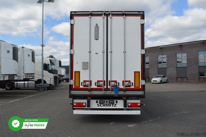 Refrižeratora puspiekabe SCHMITZ CARGOBULL SKO FP 45 Carrier Vector 1550