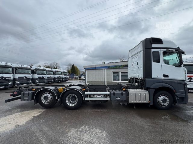 Swap body truck MERCEDES-BENZ School-Truck/Fahrschule/Actros2540/ExBW/6x2/71TK