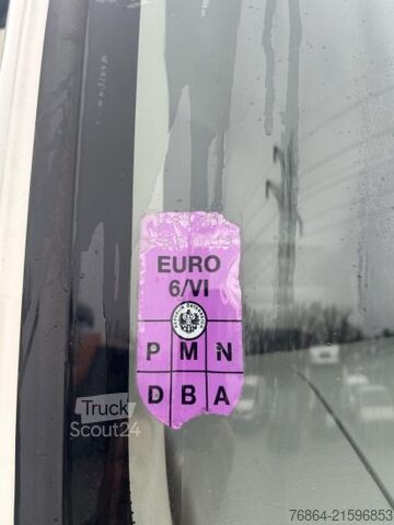 Box truck DAF LF 260 KOFFER+LBW