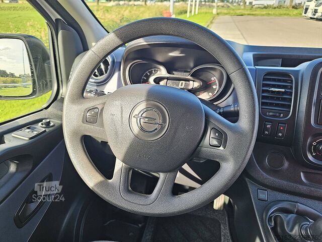 Személyszállítás OPEL VIVARO 1.6 L1H1 Kombi 9P Airco