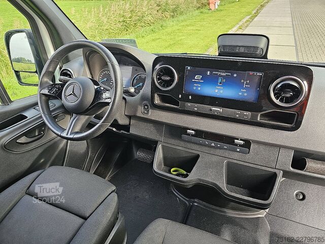 Bestelauto MERCEDES-BENZ ESPRINTER L3H2 81 kWh AC/DC