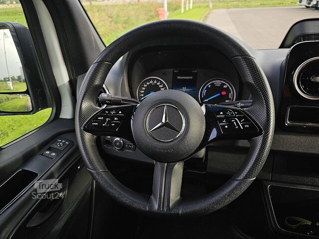Bestelauto MERCEDES-BENZ ESPRINTER L3H2 81 kWh AC/DC