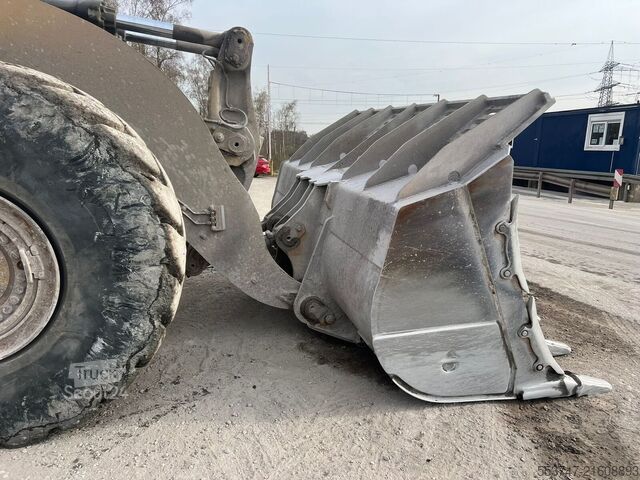 навантажувач Caterpillar 980 M / ZSA / AC / Waage