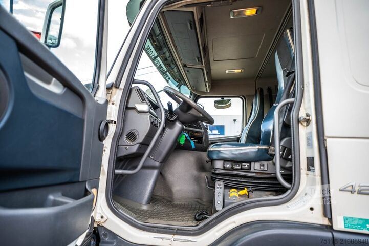 Standard-SZM VOLVO FMX 420+HYDR