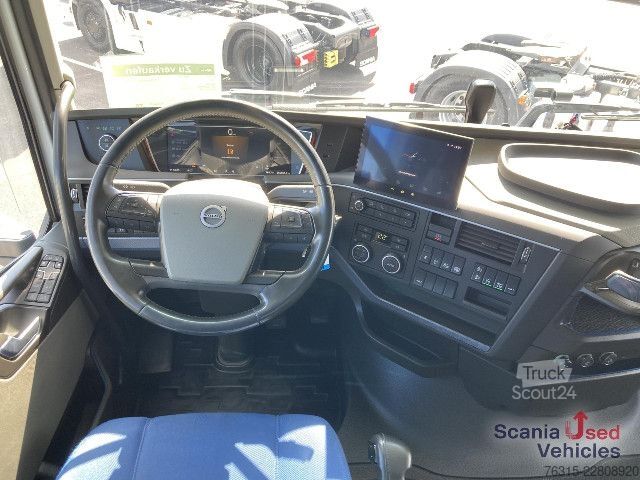 Vakio vetoauto Volvo FH 500 - Globetrotter XL - I-SAVE - 2x TANKs