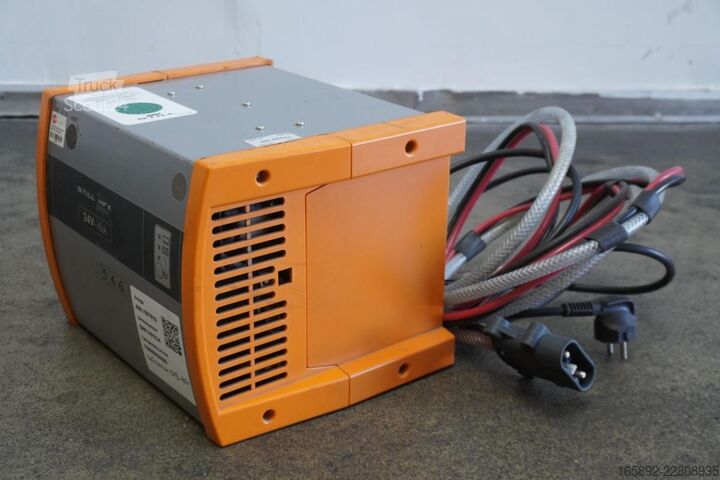 Trukkiparisto BENNING E230G24/30B-HFX
