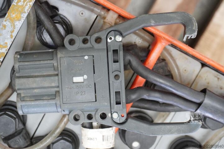 Trukkiparisto GRUMA 24 Volt 3 PzS 375 Ah