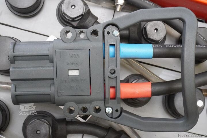 Trukkiparisto GRUMA 24 Volt 3 PzS 375 Ah