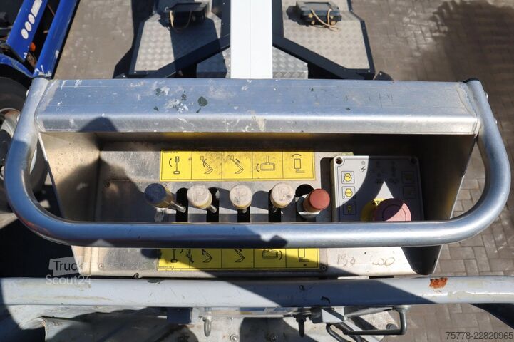 Hefplatform Palfinger P200 TXE | NISSAN NT400 | 20 METER | ISOLATED |...