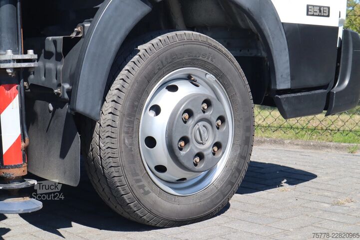Hefplatform Palfinger P200 TXE | NISSAN NT400 | 20 METER | ISOLATED |...
