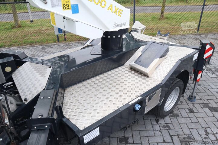 Plataforma elevadora Palfinger P200 AXE | NISSAN NT400 | 20 METER | LOW KM F24P