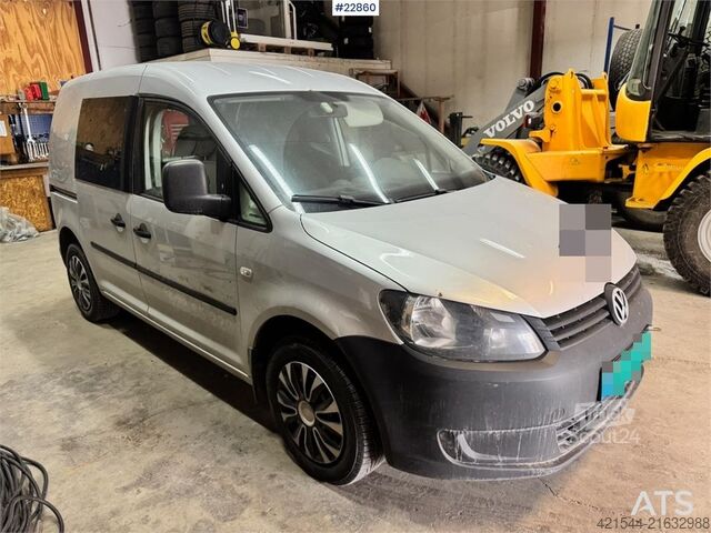 Kombi s vysokou střechou Volkswagen Caddy TDI Van – 2 sets of tires