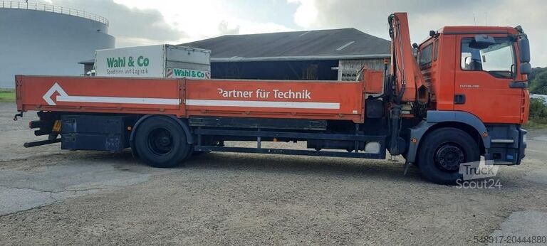 Priklopnik za platformo MAN TG-M18.280PS Hiab 111B-2 mit Funk