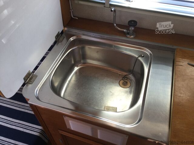 Caravan De Reu Casa blanca 390 GT