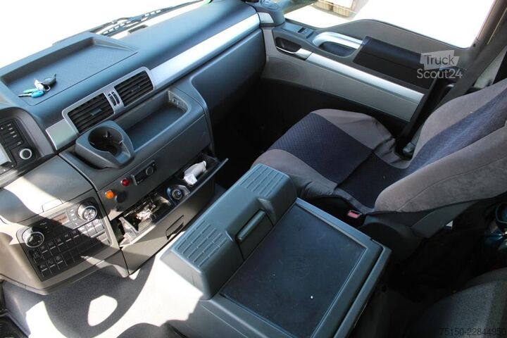 Autožeriav MAN 26.400 6x2 KRAN ATLAS 210.2V Nr.: 534