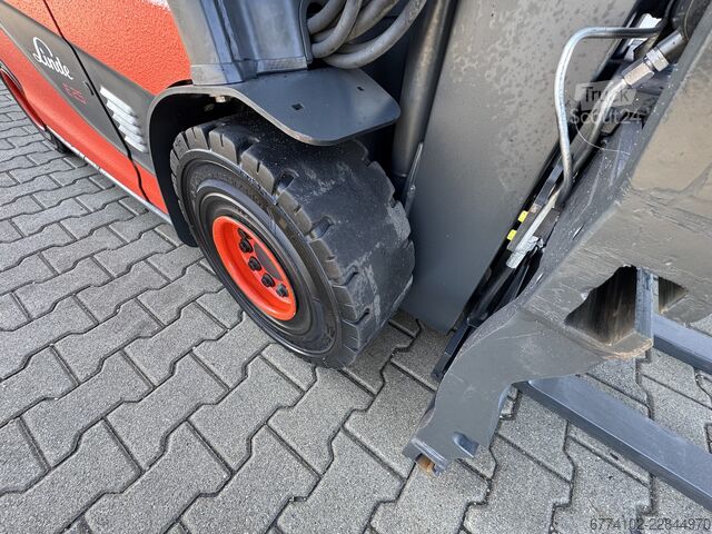  Linde E25 + Ladegerät NEU 80100--EK