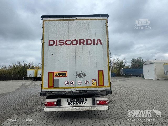 Otvorený náves s plachtou Schmitz Cargobull Curtainsider Standard