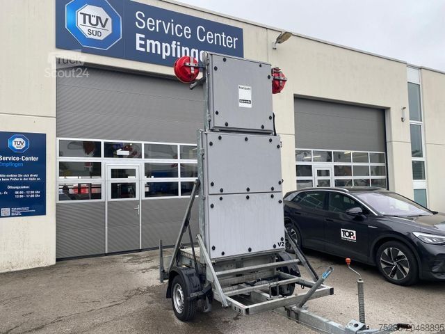 Piekabe  Trebbiner 1 Achs LED Vorwarntafel verzinkt