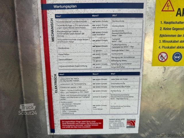 Piekabe  Trebbiner 1 Achs LED Vorwarntafel verzinkt