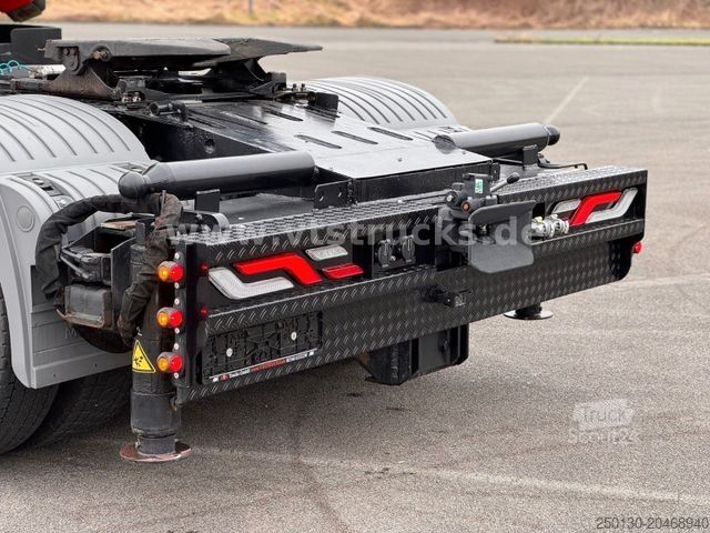 Autožeriav MERCEDES-BENZ Actros MP3 2650 6x4 Fassi F600