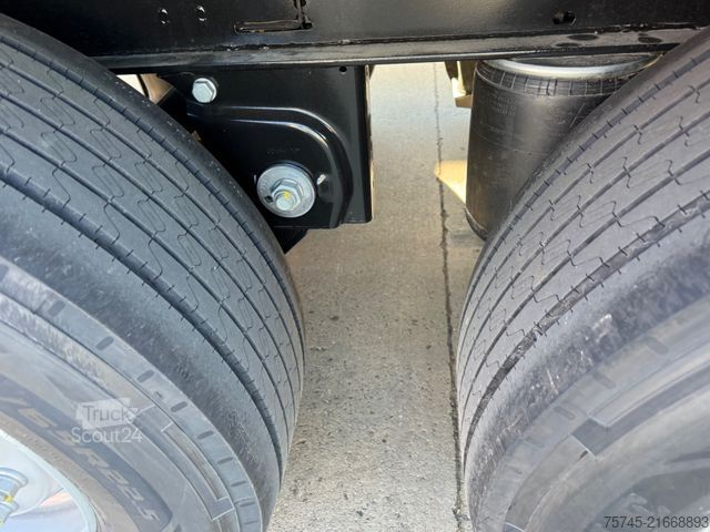 Semirimorchio con telone KÖGEL SN 24 *  * LIFTACHSE * SAF * NEU AUFLIEGER