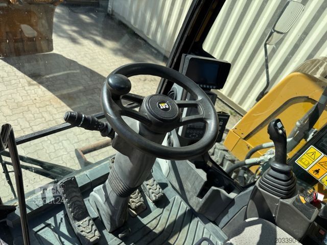 Mobile excavator CATERPILLAR M318F / 9.852 H / Deutsche Maschine