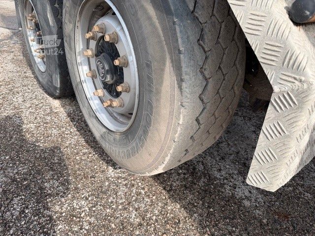 Tipper semitrailer LANGENDORF SKA 18/26 Thermo Liftachse 26,9 m³