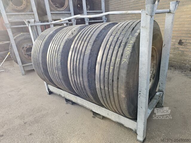 2010 HANKOOK TL 10. PNEU DE REMORQUE 445/65 R 22.5, 4 UNITÉS, 12/13 MM DE PROFIL. HANKOOK TL 10. TRAILER BAND 445/65 r 22.5 4 STUKS 12...