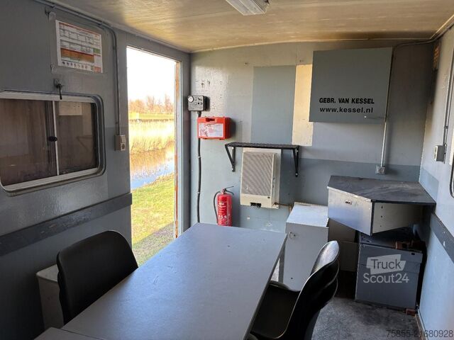 Valiză Renault MIDLUM 280-16 L Boxtruck / Manual / 341.000 KM ...