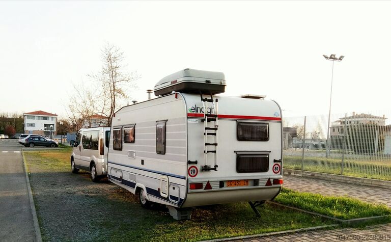 Rulotă cu 5 locuri Elnagh Elegant 450