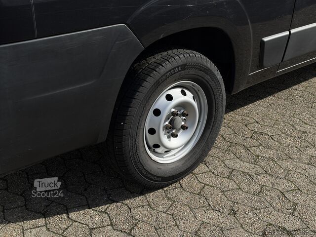 Fourgon surélevé Peugeot Boxer L2H2  2x VORHANDEN   AHK   NAVI   REGAL