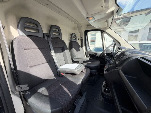 Fourgon surélevé Peugeot Boxer L2H2  2x VORHANDEN   AHK   NAVI   REGAL