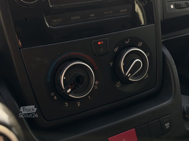 Fourgon surélevé Peugeot Boxer L2H2  2x VORHANDEN   AHK   NAVI   REGAL