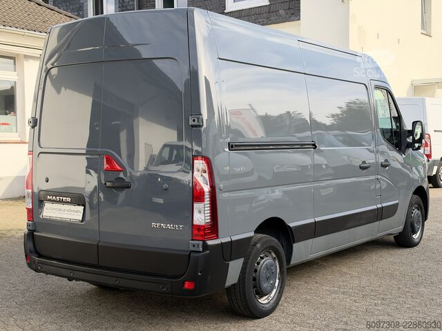 Bestelwagen met verhoogd dak Renault Master L2H2  2x VORHANDEN   KLIMA   REGAL   LED