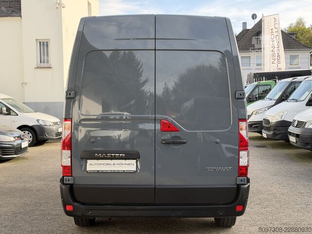 Bestelwagen met verhoogd dak Renault Master L2H2  2x VORHANDEN   KLIMA   REGAL   LED