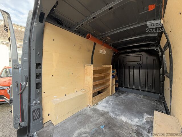 Bestelwagen met verhoogd dak Renault Master L2H2  2x VORHANDEN   KLIMA   REGAL   LED