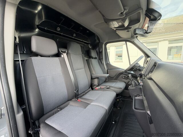 Bestelwagen met verhoogd dak Renault Master L2H2  2x VORHANDEN   KLIMA   REGAL   LED