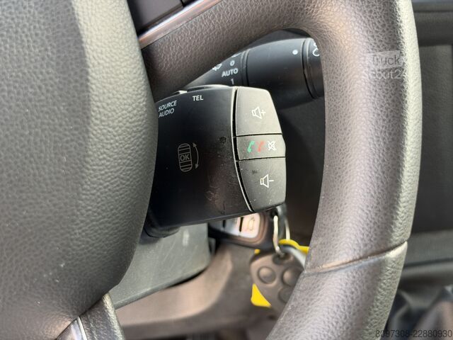 Bestelwagen met verhoogd dak Renault Master L2H2  2x VORHANDEN   KLIMA   REGAL   LED