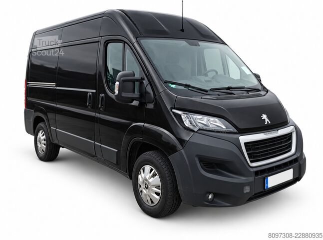 Dubă cu acoperiș înalt Peugeot Boxer L2H2  2x VORHANDEN   AHK   NAVI   REGAL