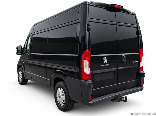 Dubă cu acoperiș înalt Peugeot Boxer L2H2  2x VORHANDEN   AHK   NAVI   REGAL