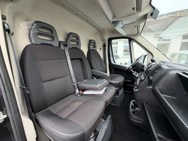 Βαν με ψηλή οροφή Peugeot Boxer L2H2  2x VORHANDEN   AHK   NAVI   REGAL