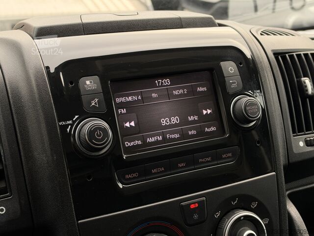 Βαν με ψηλή οροφή Peugeot Boxer L2H2  2x VORHANDEN   AHK   NAVI   REGAL