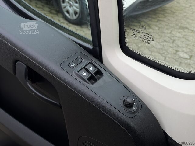 Βαν με ψηλή οροφή Peugeot Boxer L2H2  2x VORHANDEN   AHK   NAVI   REGAL
