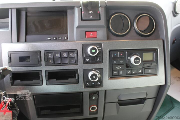 Zapreminski vučni traktor Renault T480 Retarder Hi-Sleeper 2 Tanks Alu-Felgen