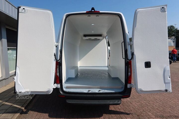 Furgoneta frigorífica Mercedes-Benz Sprinter 317 Koel/Vries/Verwarmen met nachtaans...