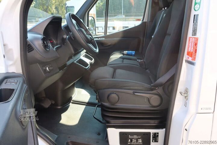 Furgoneta frigorífica Mercedes-Benz Sprinter 317 Koel/Vries/Verwarmen met nachtaans...